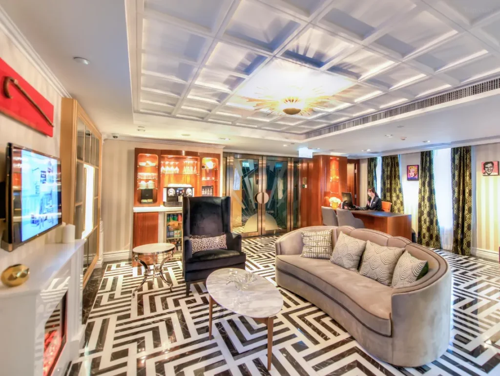 Hong Kong Hotel Madera Hollywood Yelo Asia HK